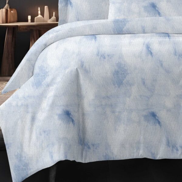 Untitled design - 2025-01-25T145308.491 Signature Cloudy